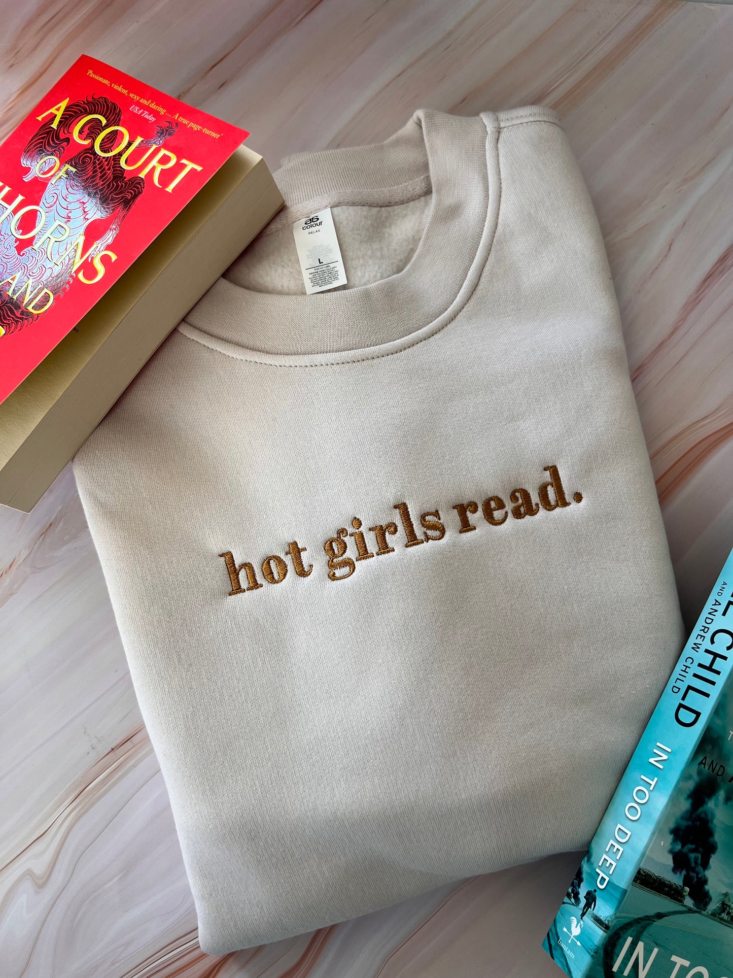 Hot Girls Read Crew