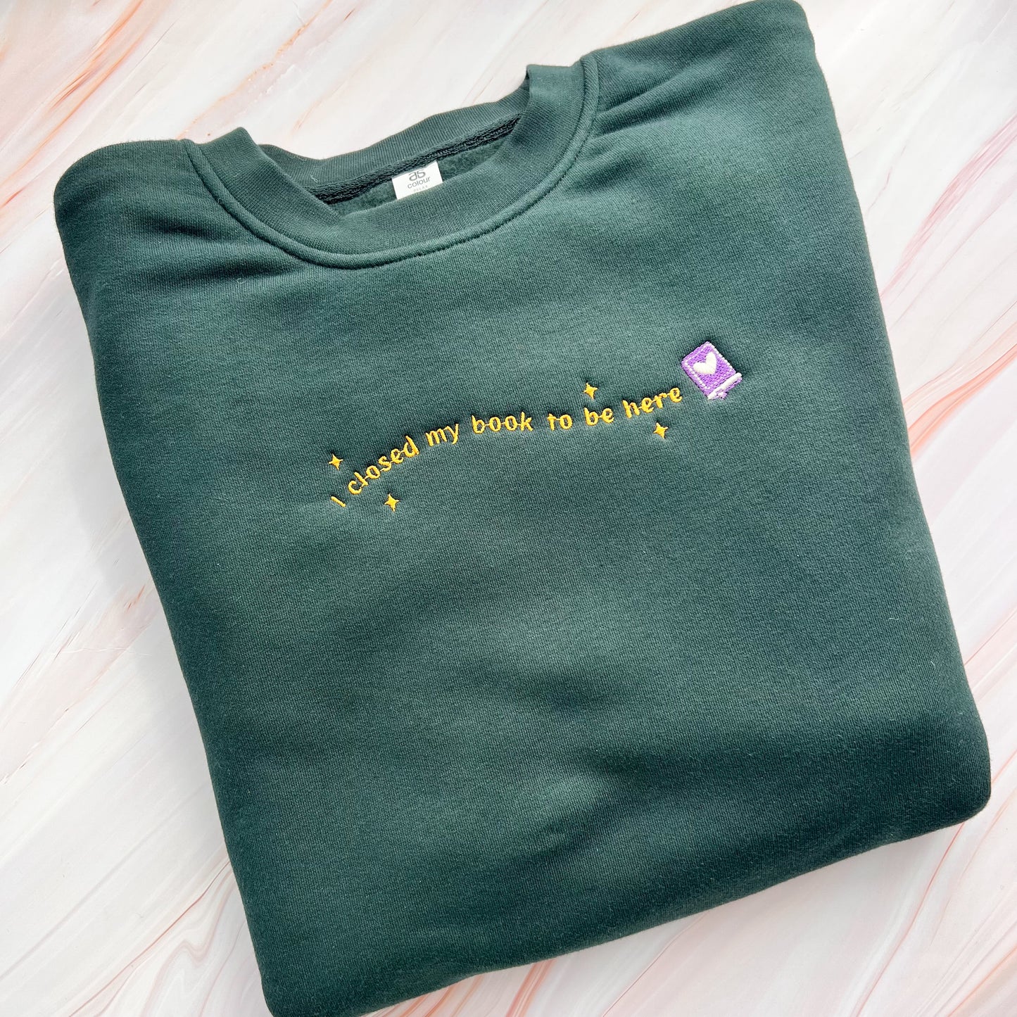 SECOND - I Closed My Book To Be Here Crew - size M