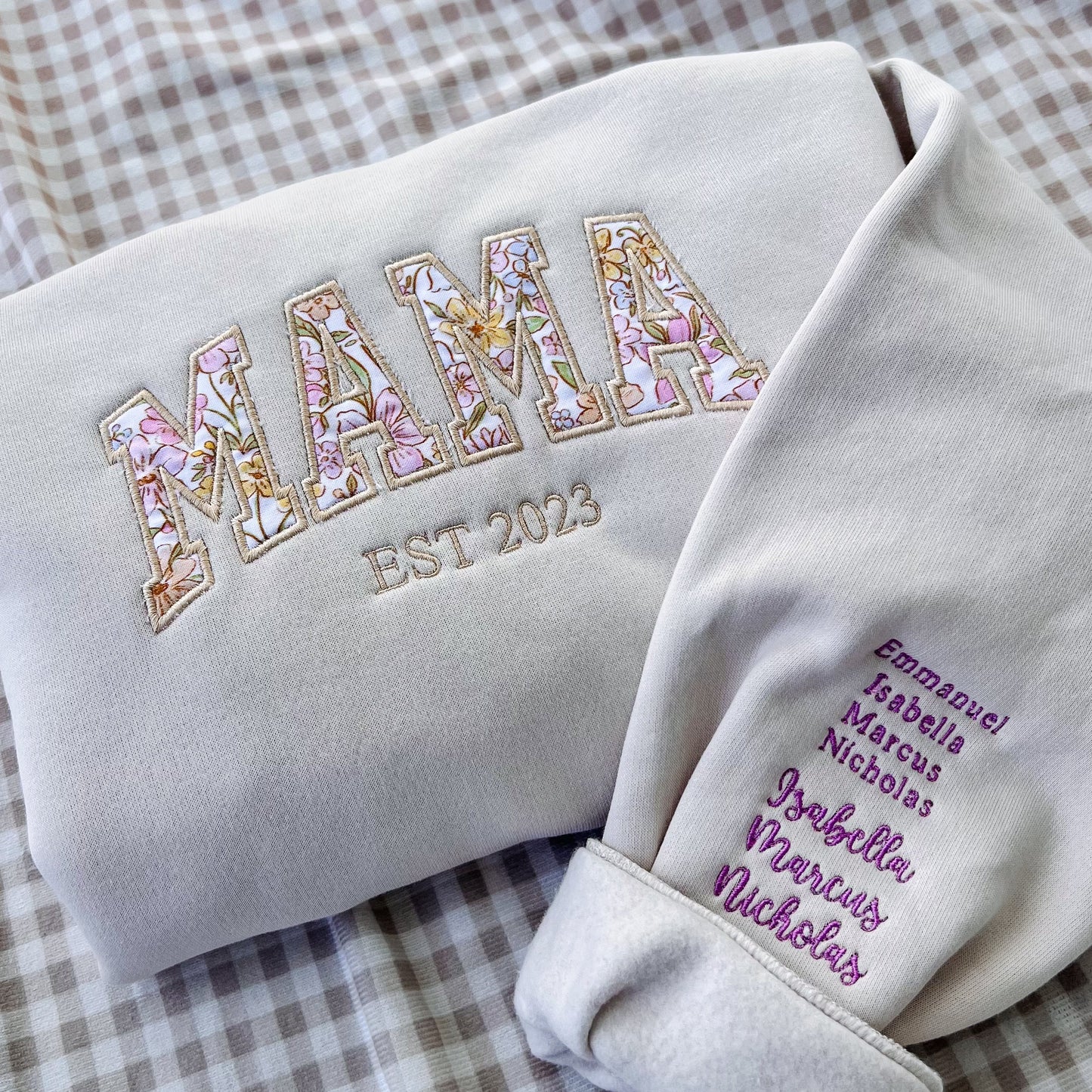 MAMA EST Applique Crew