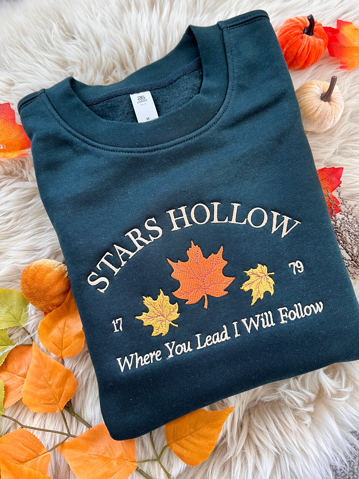Stars hollow embroidered sweatshirt for gilmore girls fans
